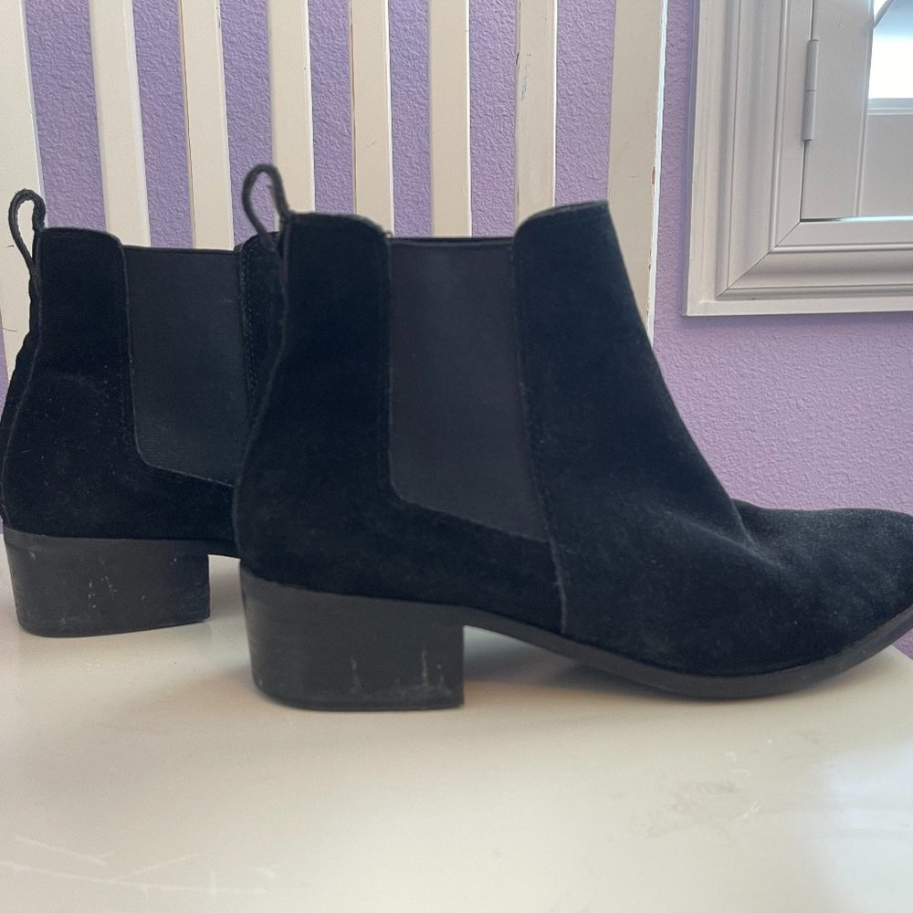 Steve Madden Black Booties